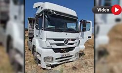SAFRANBOLU’DA FRENİ BOŞALAN TIR TARLAYA GİREREK DURDU