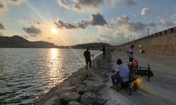 AMASRA'DA DENİZ SEZONU KAPANMADI