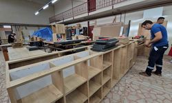 BEUN AHŞAP ATÖLYESİNDE KENDİ İHTİYAÇLARINI KARŞILIYOR
