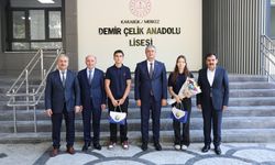 KARABÜK VALİSİ YAVUZ’DAN DEMİR ÇELİK ANADOLU LİSESİ VE RAM’A ZİYARET