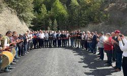 HANÖNÜ İLÇESİNDE ASFALT BÜYÜK BİR SEVİNÇLE KARŞILANDI