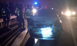 ÇIRA ÇARPAN OTOMOBİL HURDAYA DÖNDÜ