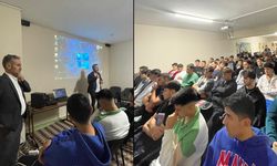 YURTTA KALAN GENÇLERLE İLETİŞİM TOPLANTISI DÜZENLENDİ