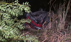 BARTIN'DA OTOMOBİL ŞARAMPOLE UÇTU: 3 YARALI