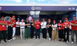 REKTÖR ÖZÖLÇER'DEN TEKNOFEST 25'E ZİYARET