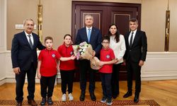 ÖĞRENCİLERDEN VALİ YAVUZ'A ZİYARET