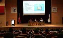 KBÜ'DE "YAPAY ZEKA" SÖYLEŞİ LİSE ÖĞRENCİLERİYLE BULUŞTU