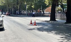 MOTOSİKLETİN ÇARPTIĞI YAŞLI KADIN AĞIR YARALANDI