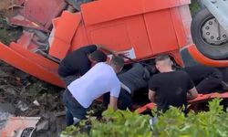 ZONGULDAK'TA KONTROLDEN ÇIKAN TIR DEVRİLDİ 1 YARALI