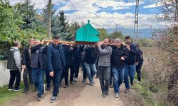 ALKOLLÜ SÜRÜCÜNÜN ÇARPTIĞI GENÇ KIZ BOLU'DA SON YOLCULUĞUNA UĞURLANDI