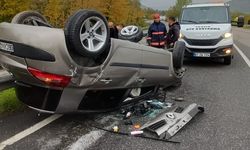 ÇAYCUMA'DA KONTROLDEN ÇIKAN OTOMOBİL TAKLA ATTI