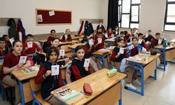 OKULLARDE EŞ ZAMANLI DEPREM TATBİKATI