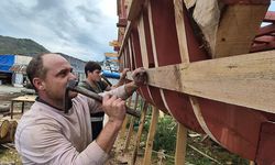 GARİP BÜLBÜL NEŞET ERTAŞ FİLMİNİN FİLİKALARI KURUCAŞİLE'DE ÜRETİLDİ