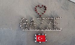 95 ÖĞRENCİDEN GAZZE İÇİN DUYGU DOLU KAREOGRAFİ