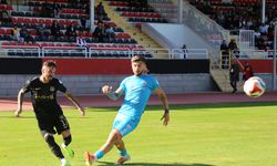 KASTAMONUSPOR EVDİNDE İSKENDERUNSPOR'A MAĞLUP OLDU