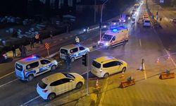 BARTIN'DA UYGULAMA YAPAN POLİSE ARAÇ ÇARPTI