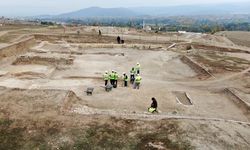 POMPEİOPOLİS ANTİK KENTİ'NDE KAZI ÇALIŞMALARI ARALIKSIZ DEVAM EDİYOR