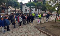 KASTAMONU'DA UYGULAMALI TRAFİK EĞİTİMİ VERİLİYOR