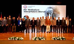 BEUN'DE SEZAİ KARAKOÇ KONFERANSINA YOĞUN İLGİ