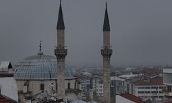 BOLU ŞEHİR MERKEZİNDE SİS ETKİLİ OLUYOR