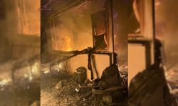 BOLU'DA 2 KATLI EVDE YANGIN ÇIKTI