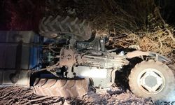 BOLU'DA TRAKTÖR DEVRİLDİ YAŞLI ÇİFT YARALANDI