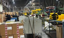 BOLU'DA ÜNLÜ TERLİK FABRİKASININ İŞÇİLERİ EYLEM YAPTI