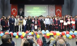 DENEYAP ATÖLYELERİ MEZUNLARINI UĞURLADI