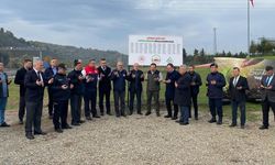 DÜZCE'DE DEPREM ŞEHİTLERİ ANISINA FİDAN DİKİLDİ