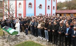 BARTIN'DA HASTALIĞA YENİK DÜŞEN MUHTAR TOPRAĞA VERİLDİ