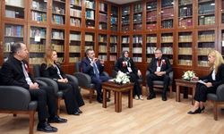 TÜRKİYE BİRİNCİSİ ÖĞRETMEN RAMAZAN ŞEN CNN TÜRK'TE BAKNA TEKİN'İN CANLI YAYIN KONUĞU OLDU