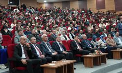 "ULUSLARARASI HUKUK BAĞLAMINDA SAVAŞ VE ÇATIŞMA" KONFERANSI YAPILDI