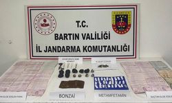 UYUŞTURUCU SATICISINDAN 133 BİN LİRA ELE GEÇİRİLDİ