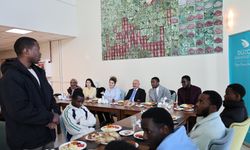 REKTÖR SÖZBİR RUANDALI ÖĞRENCİLERLE BULUŞTU