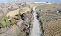 BENİM ARAZİM DİYEREK KÖY YOLUNU KESTİRDİ