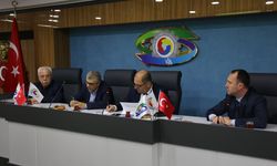 TİCARET BAKANLIĞI HEYETİ KARABÜK'TE DEMİR ÇELİK SEKTÖRÜ İSTİŞARE TOPLANTISI YAPTI