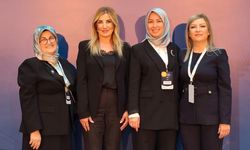 DÜZCE BELEDİYESİ KADIN MECLİSİ ÜYELERİ YEREL YÖNETİMLERDE KADIN ZİRVESİNE KATILDI