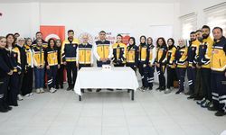 DÜZCE VALİSİ ASLAN ACİL SAĞLIK HİZMETLERİ HAFTASINDA PERSONELLE BULUŞTU