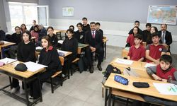 DÜZCE VALİSİ SELÇUK ASLAN'DAN ÖĞRENCİLERE ZİYARET