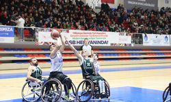 KARABÜK ENGELLERİ AŞAN DOSTLUK MAÇINA SAHNE OLDU