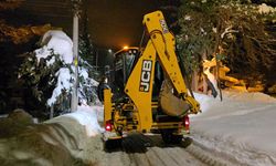 SAFRANBOLU'DA KARLA MÜCADELE ARA SOKAKLAR DEVAM EDİYOR