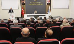 VALİ MUSTAFA YAVUZ MUHTARLARLA BİR ARAYA GELDİ