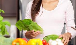 SAĞLIKLI KEMİKLER İÇİN BU BESİNLERİ TÜKETİN !