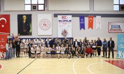 GENÇ KIZLAR A VOLEYBOL MÜSABAKALARI SONA ERDİ