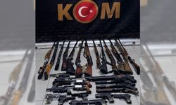 BARTIN'DA CEPHANE GİBİ İŞ YERİNE BASKIN