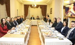 VALİ MUSTAFA YAVUZ’DAN İDARECİLERE VEDA: “KARABÜK’TE GÖREV YAPMAKTAN ONUR DUYDUM”