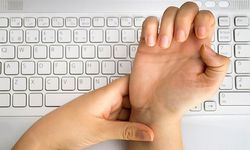 BİLGİSAYAR BAŞINDA UZUN ZAMAN GEÇİRENLER DİKKAT !