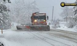 AHMETUSTA GEÇİDİ'NDE KAR MESAİSİ