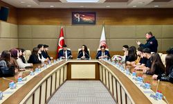 DİJİTAL ŞİDDETLE MÜCADELE KULÜBÜNDEN VEKİLLERE ZİYARET