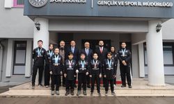 ASLANLAR SPOR KULÜBÜ'NDEN KYOKUSHİN KARETE ŞAMPİYONASI'NDA BÜYÜK BAŞARI